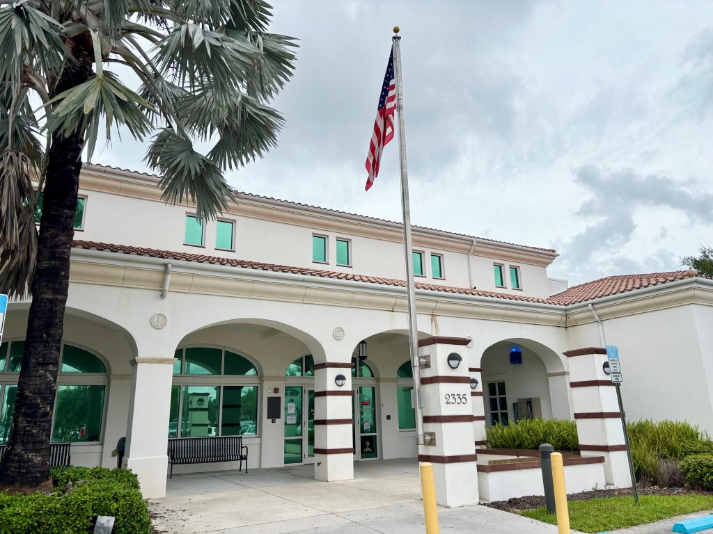 The Clerk of Courts and Comptroller’s Orange Blossom Satellite Office Now Offering U.S. Passport Photo Services